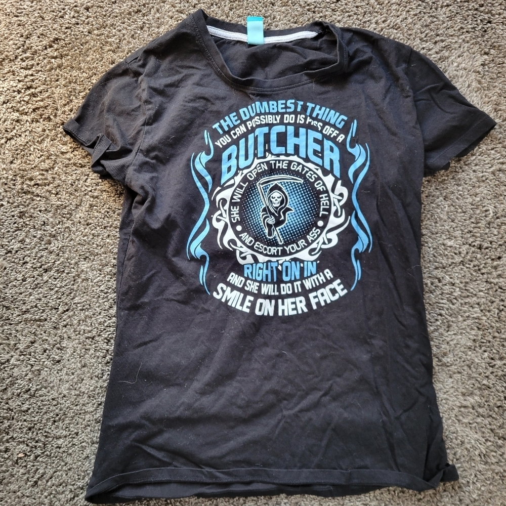 Womans Quote Butcher Shirt Black Blur Short Sleeve Size Large Fits Like Small